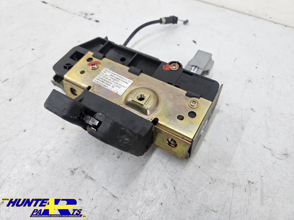 Achterklep slotmechanisme Volvo XC90 I ('02-'14) 30649103, Auto-onderdelen, Klein materiaal, Volvo, Gebruikt, Ophalen of Verzenden