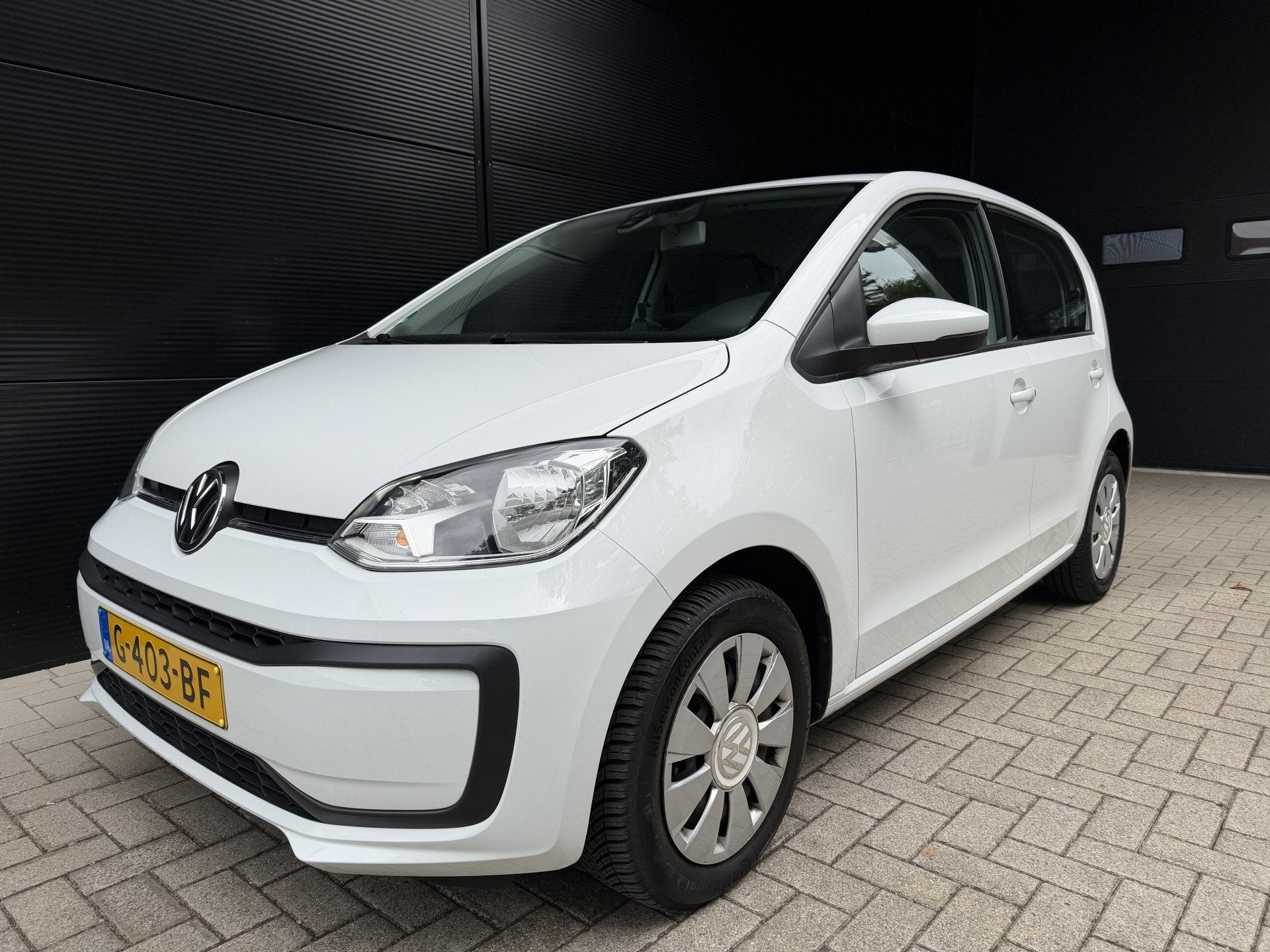 Volkswagen up! 1.0 BMT move up! (bj 2019), Auto's, Voorwielaandrijving, Stof, Gebruikt, Wit