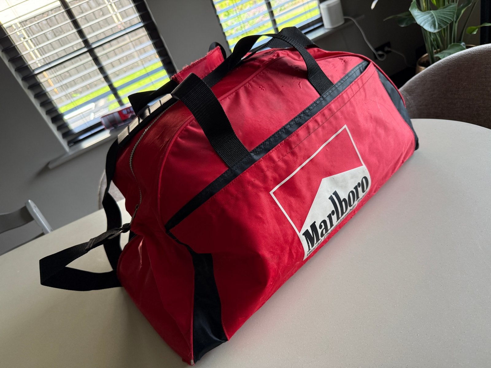 Vintage Marlboro World Championship Team weekendtas, 40 tot 60 cm, Gebruikt, 20 tot 30 cm, Minder dan 35 cm