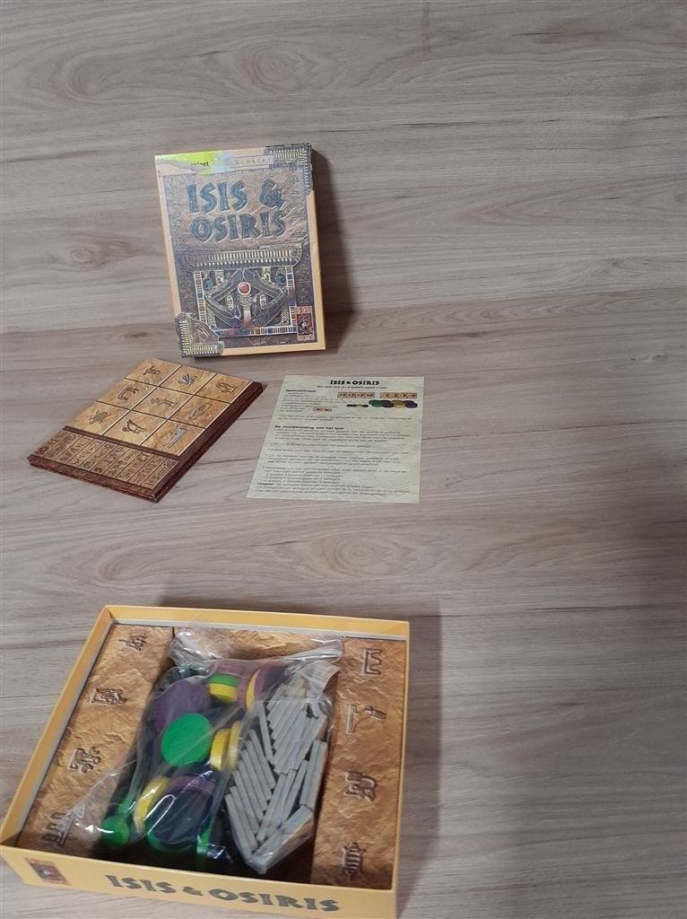 Isis en Osiris - 999 games - s3204
