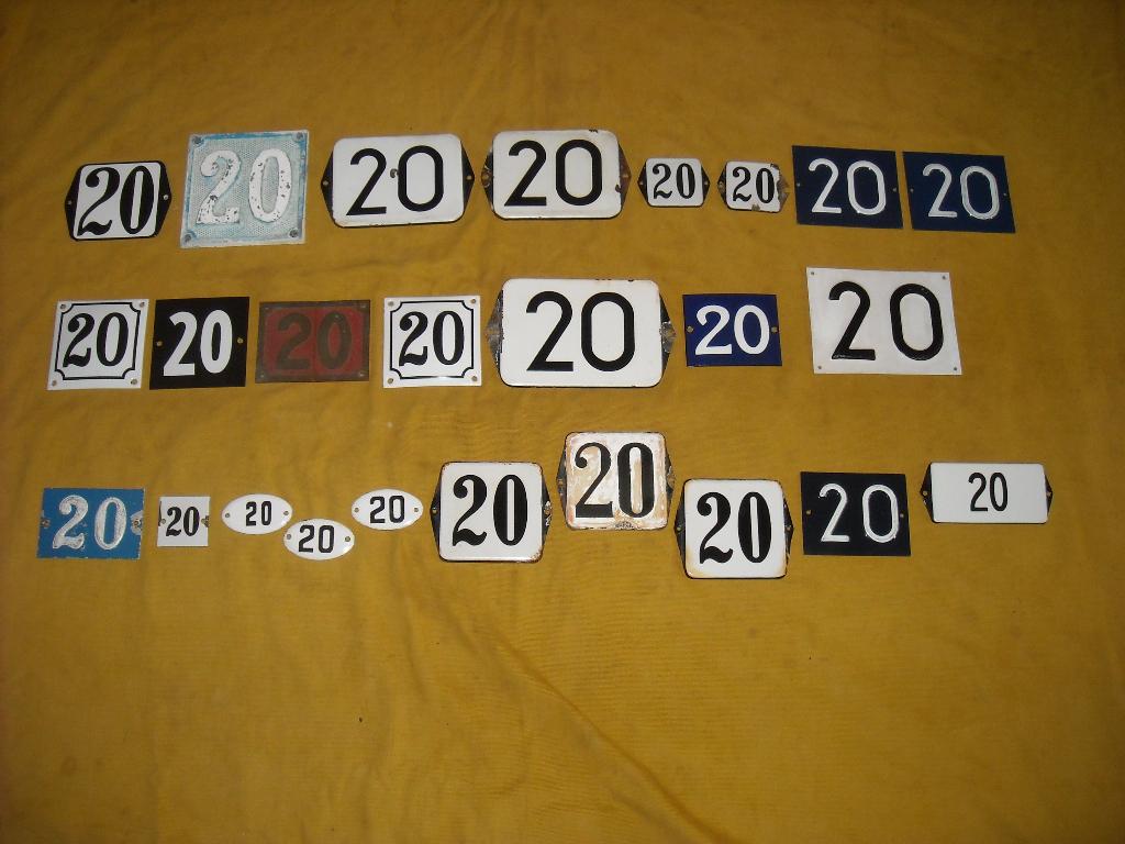 oud emaille huisnummer 20 ook 21 22 23 24 25 26 27 28 29 30, Antiek en Kunst, Ophalen of Verzenden