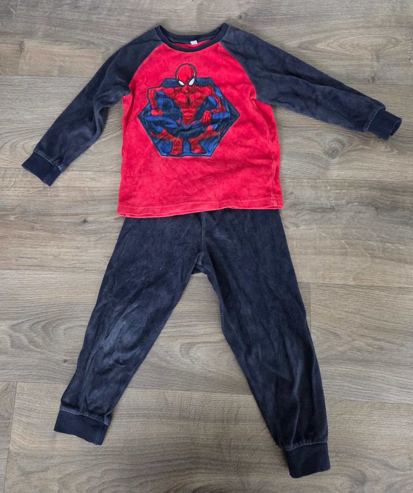 spiderman pyjama maat 104, Kinderen en Baby's, Ophalen, Jongen, Nacht- of Onderkleding