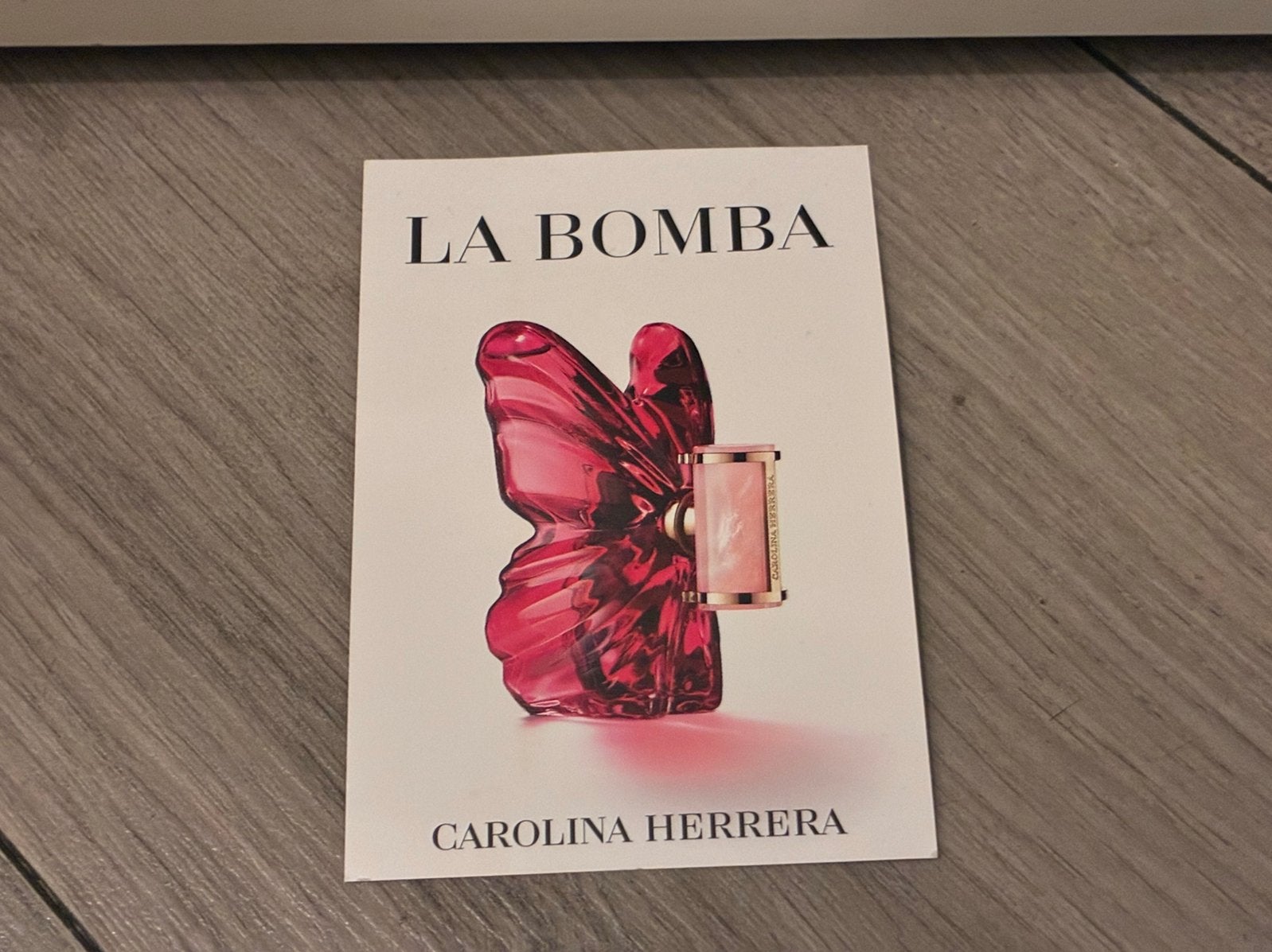 Carolina Herrera La Bomba eau de parfum proef, Ophalen of Verzenden, Nieuw