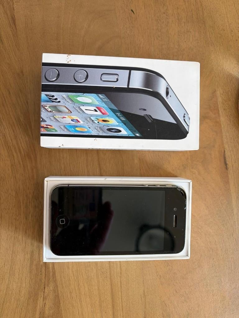 Iphone 4s 16GB zwart, Telecommunicatie, Mobiele telefoons | Apple iPhone, Gebruikt, 16 GB, Zonder abonnement, iPhone 4S, Zwart
