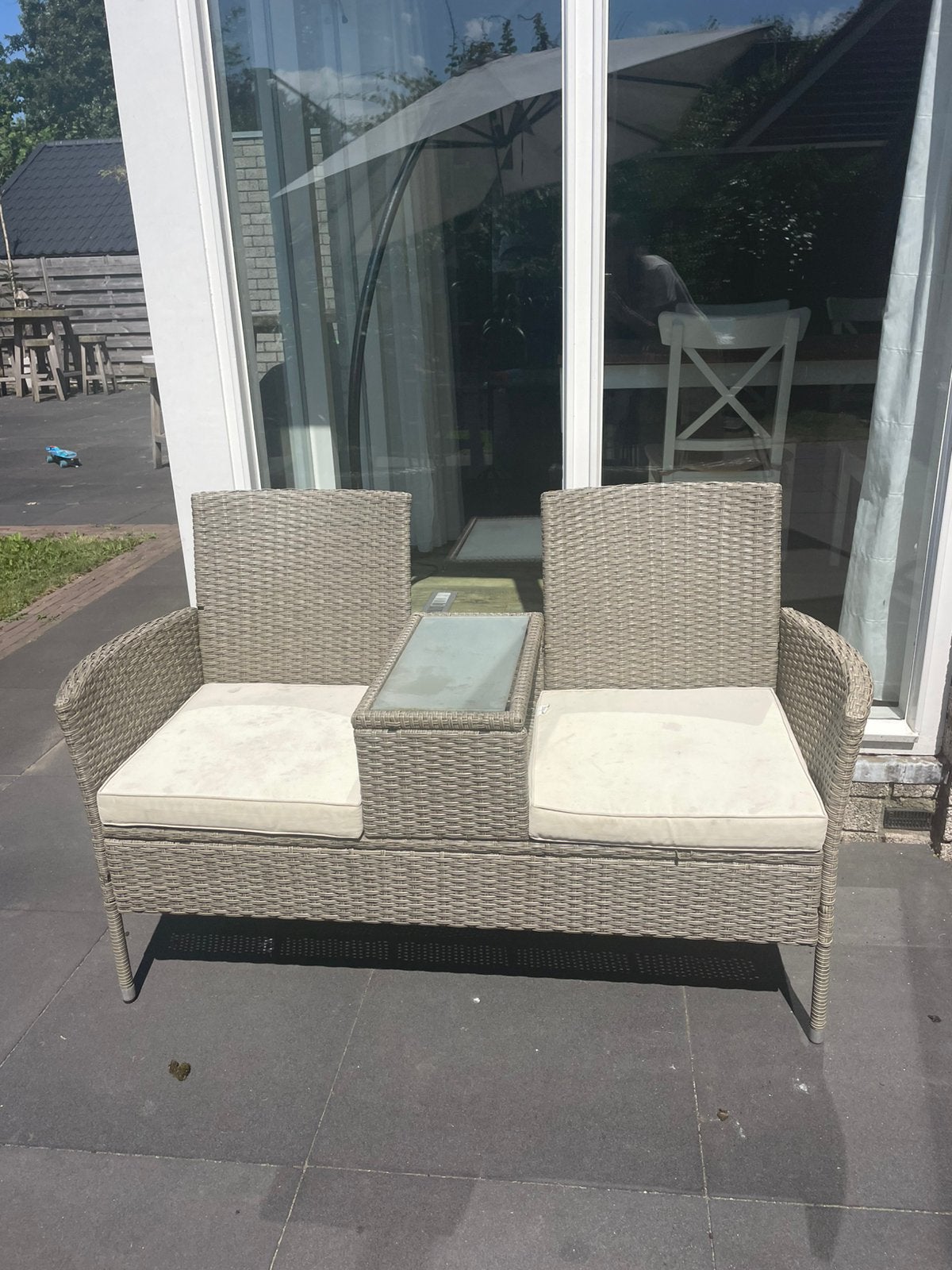 Buiten bankje, Tuin en Terras, Tuinsets en Loungesets, Ophalen, Zo goed als nieuw, 2 zitplaatsen