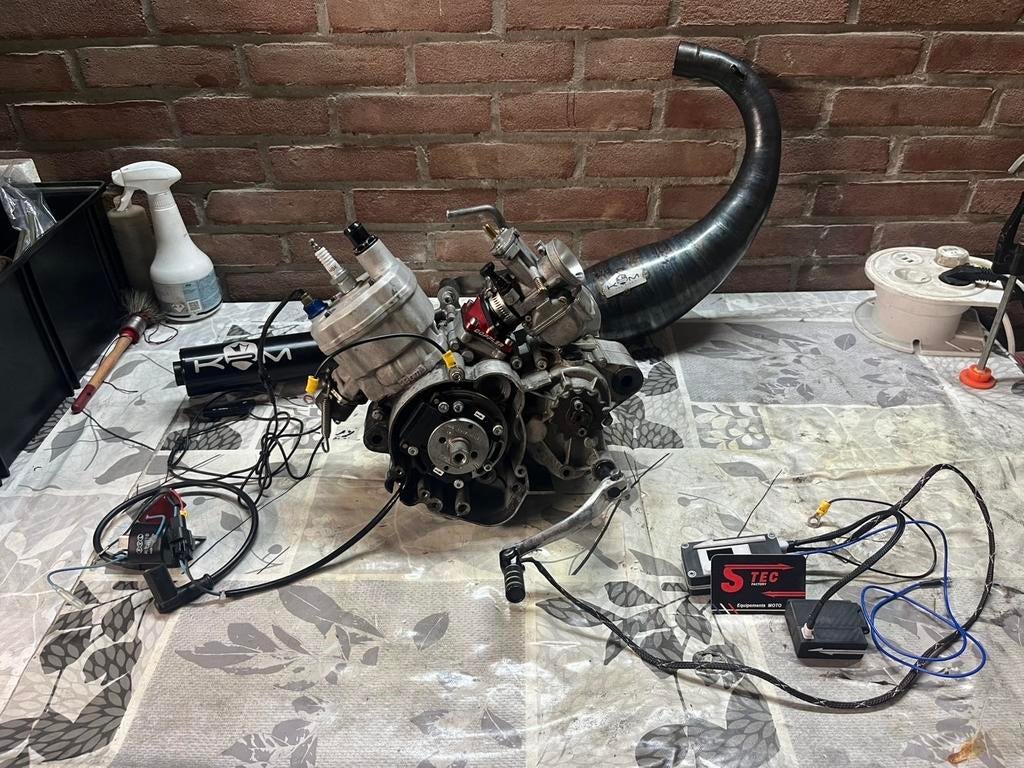 88 stage 6 derbi nt blok, Ophalen of Verzenden, Zo goed als nieuw, Blok