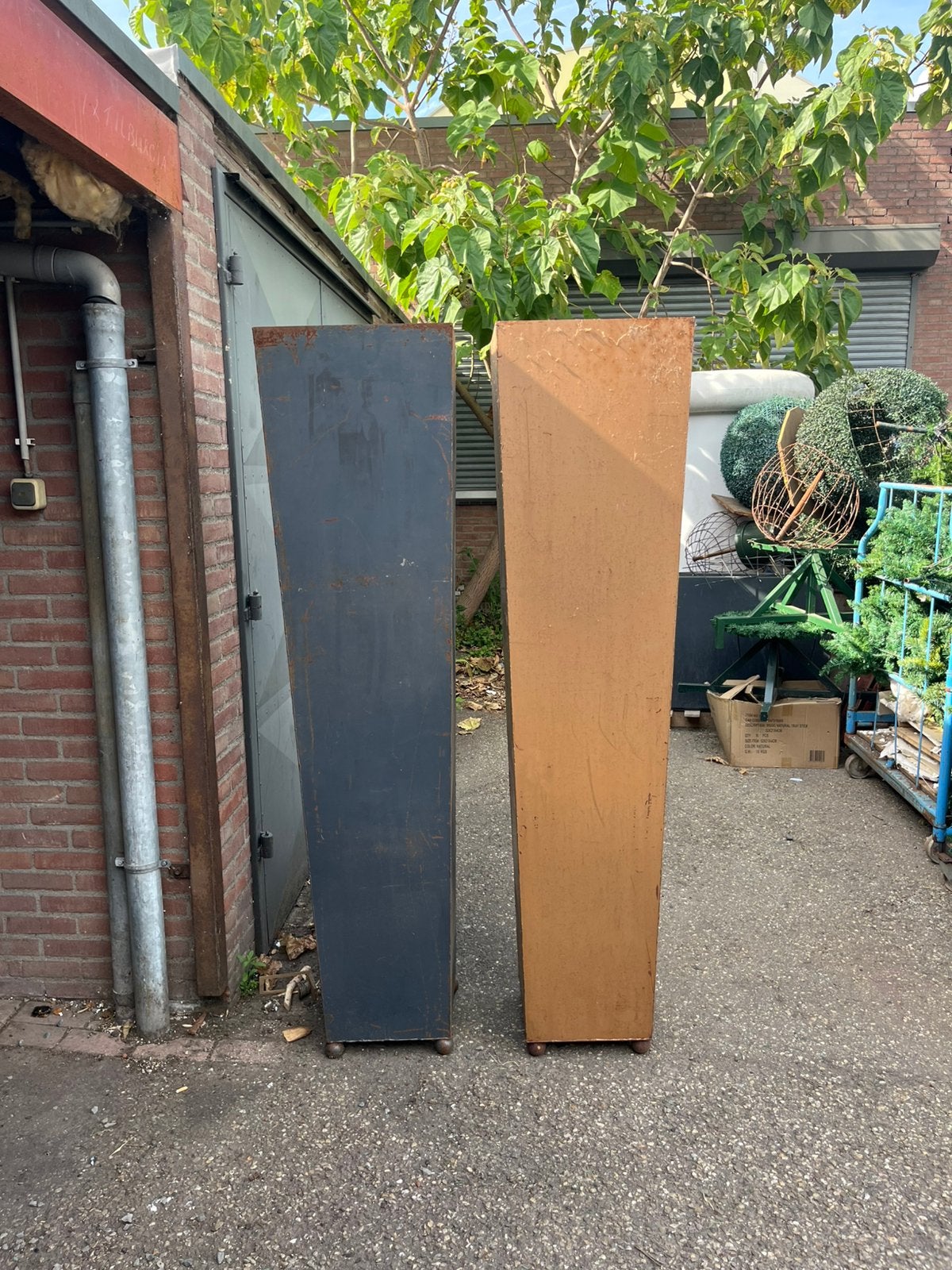Stalen plantenbakken 2m hoog, Ophalen of Verzenden, Zo goed als nieuw, Rond, Metaal