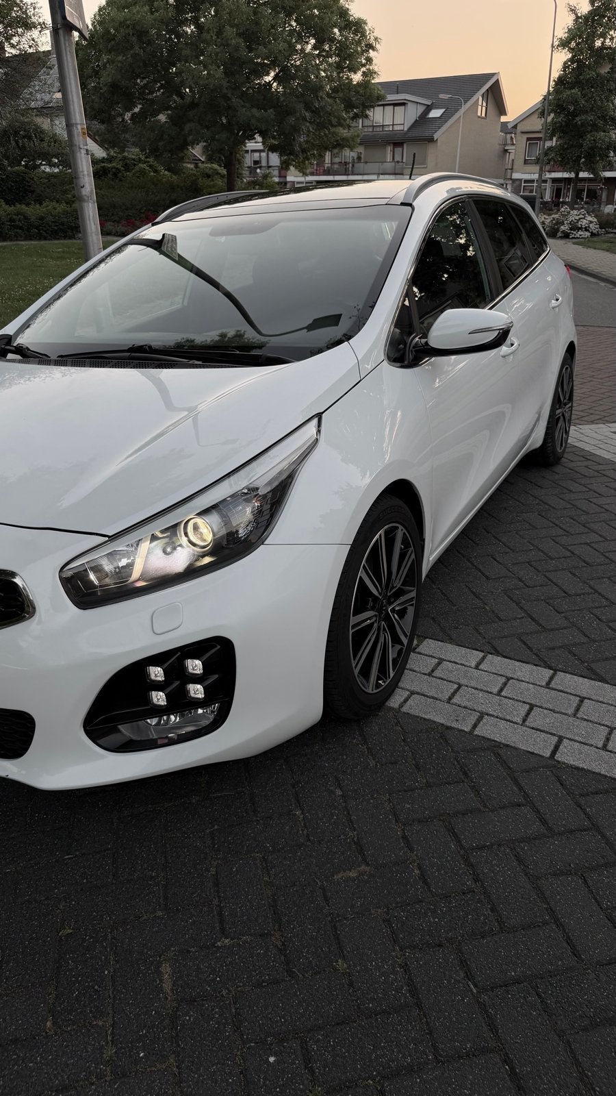 Kia Cee d 1.0 GT-Line  Sporty Wagon 2017 Wit, Auto's, Kia, Particulier, (Pro) Cee d, Benzine, B, Stationwagon, Handgeschakeld