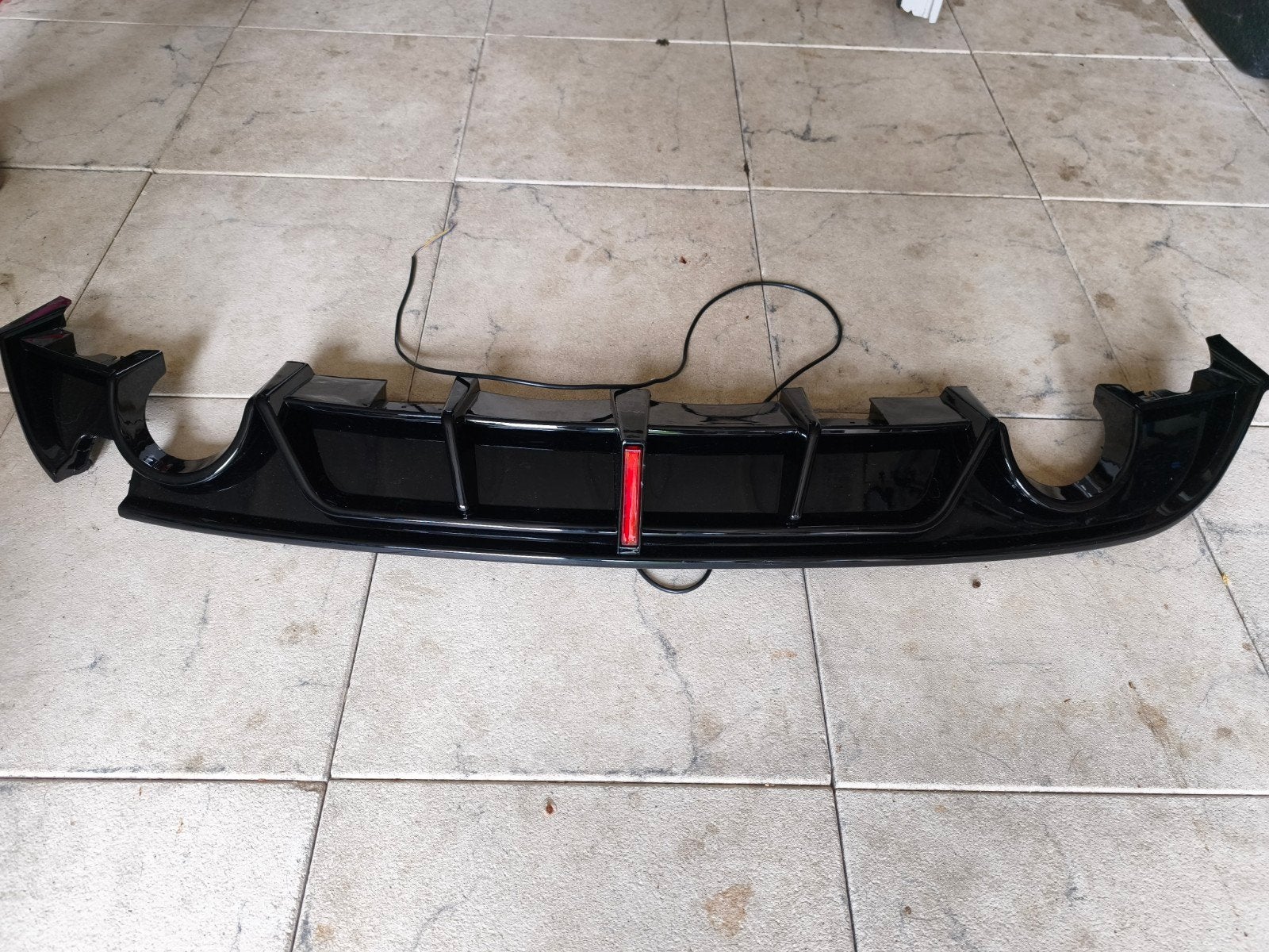 Splinternieuwe diffuser voor golf 6 tsi, Ophalen of Verzenden, Voor, Bumper
