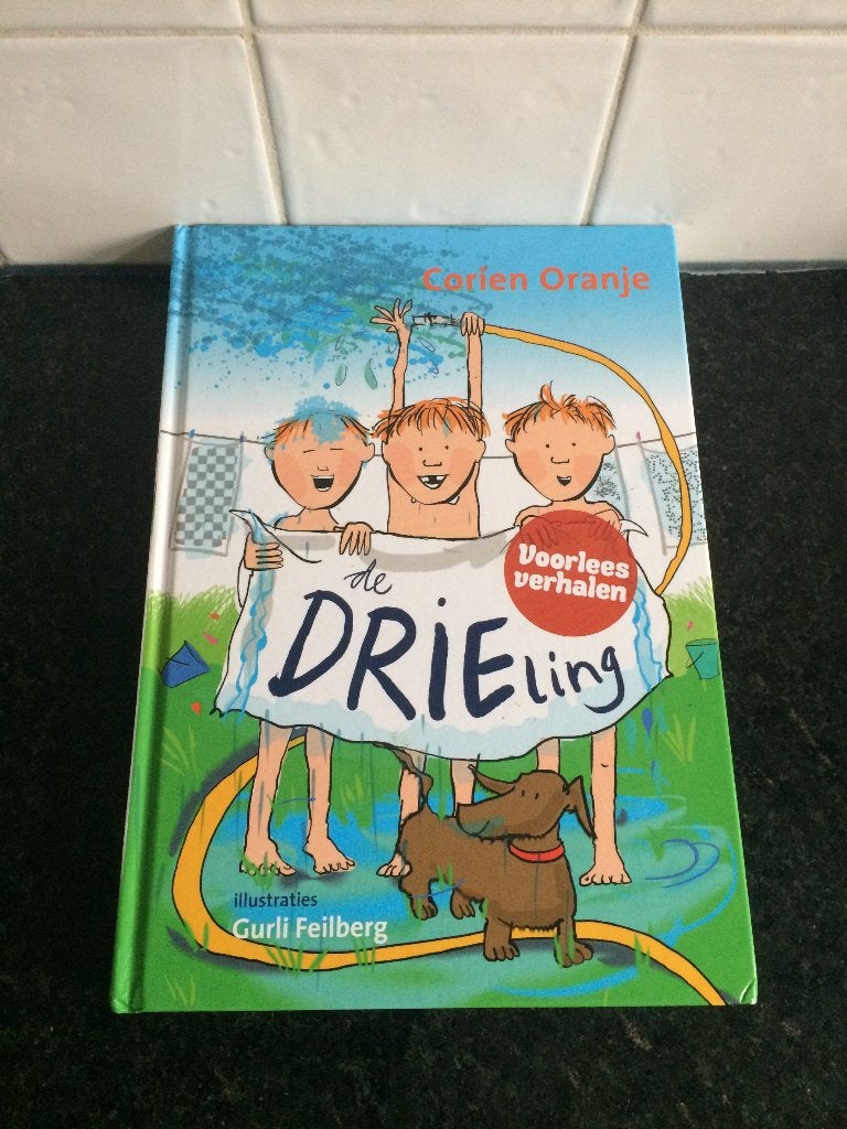 Corien Oranje de Drieling voorleesverhalen, Fictie algemeen, Ophalen of Verzenden, Zo goed als nieuw, Corien Oranje