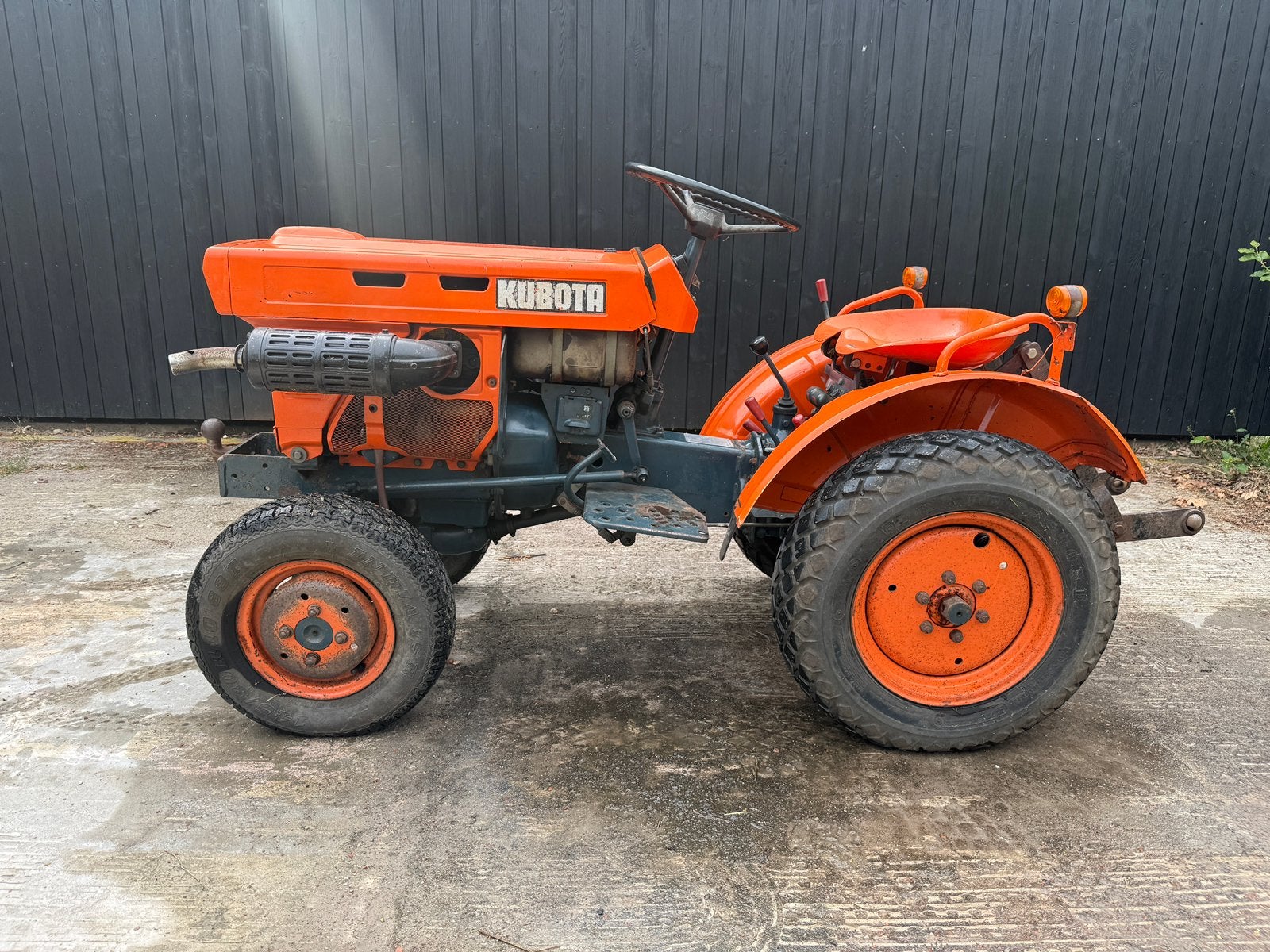 Kubota B5001 4wd, Zakelijke goederen, Agrarisch | Tractoren, Gebruikt, Tot 2500, Tot 80 Pk, Ophalen