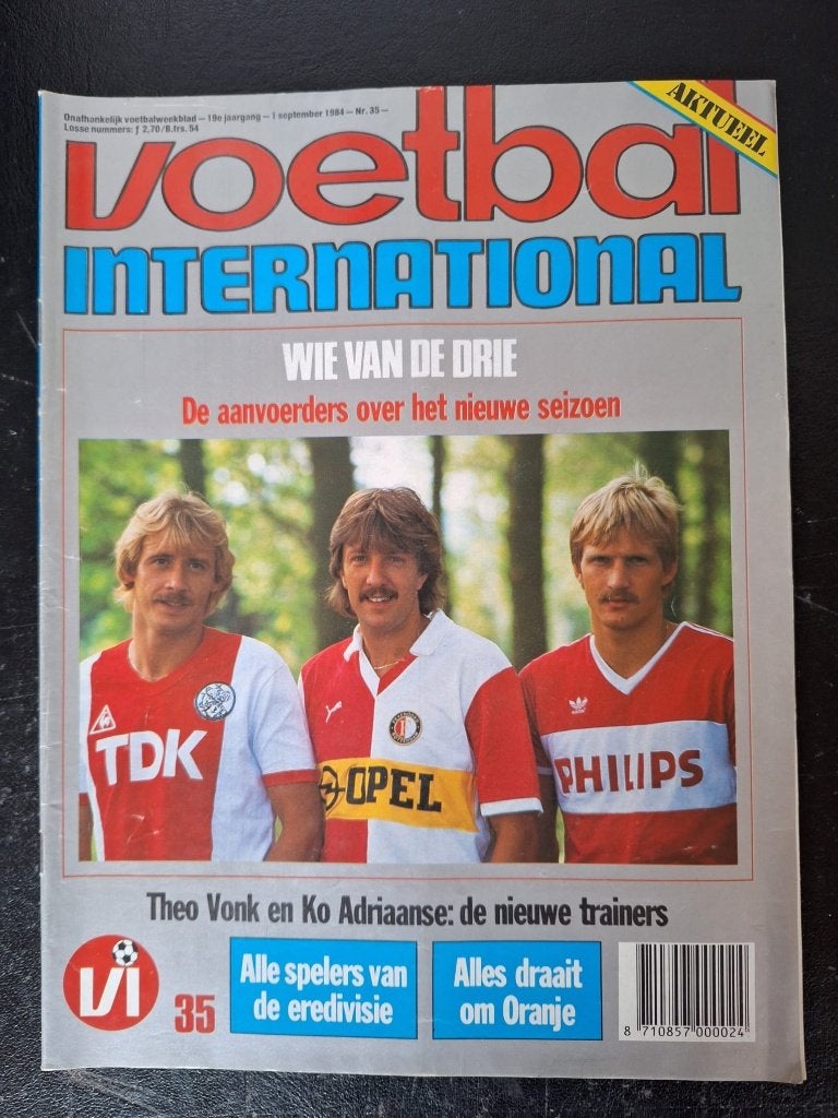 VI Seizoensgids 1984/85 (+ poster Feyenoord), Ophalen of Verzenden, Zo goed als nieuw, Buitenlandse clubs, Boek of Tijdschrift
