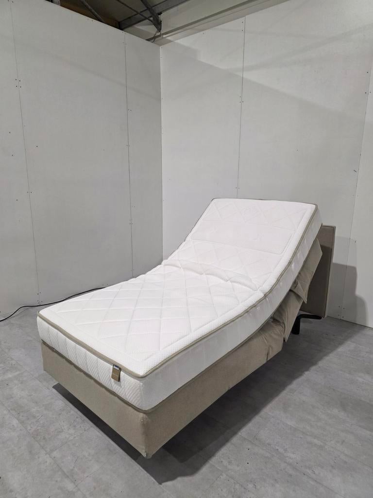 Auping Bed 100x200 Electrisch 2M + Maestro Matras, Ophalen of Verzenden, Zo goed als nieuw, Tweepersoons, Verstelbaar