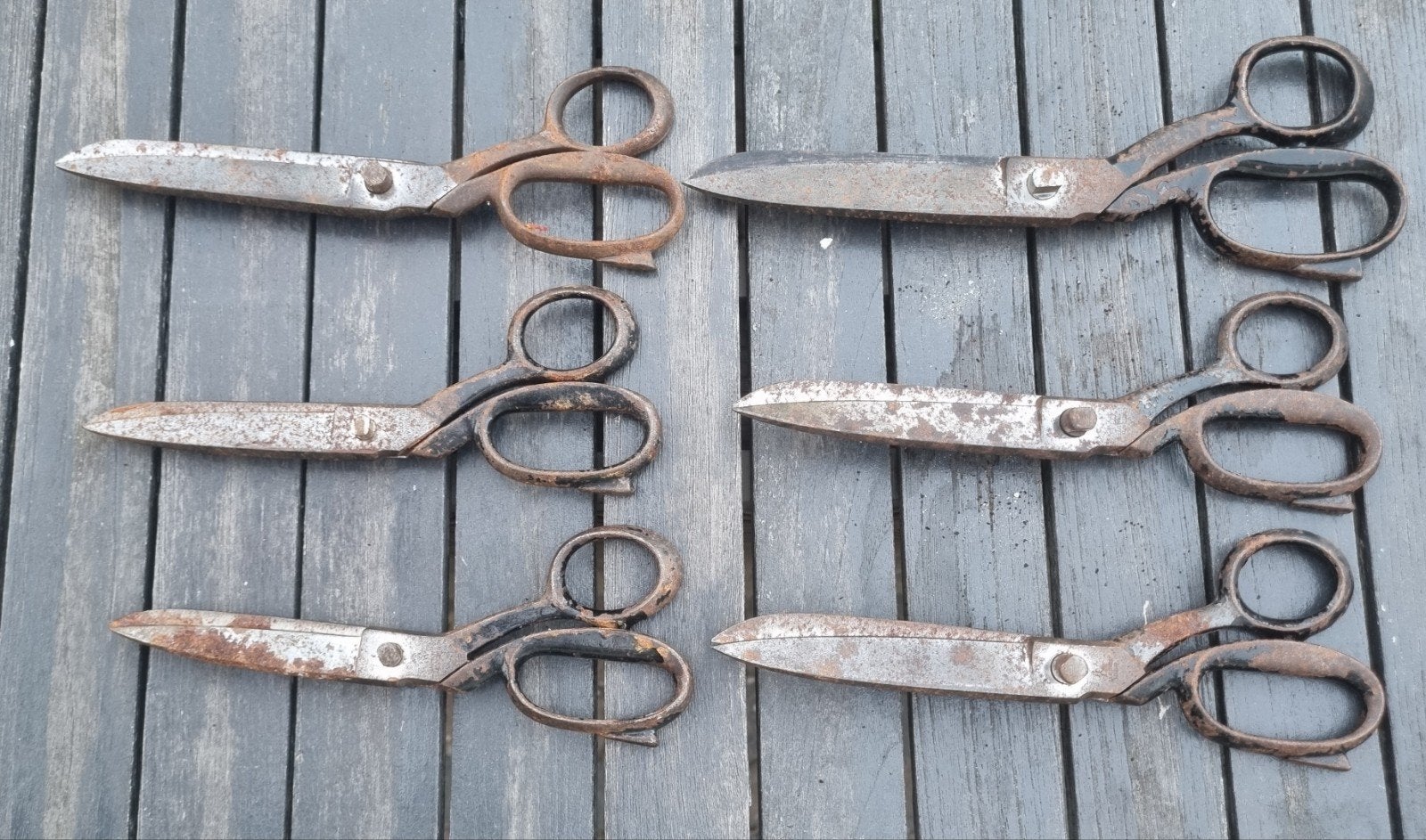 6  oude gietijzeren kleermaker scharen, Ophalen