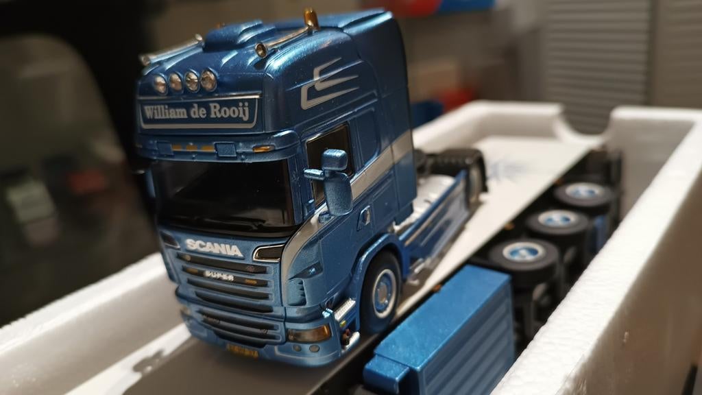 WSI Willem de Rooij Scania, Hobby en Vrije tijd, Modelauto's | 1:50, Ophalen of Verzenden, Zo goed als nieuw, Bus of Vrachtwagen