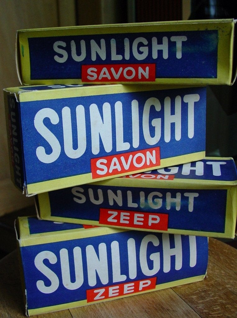 4 PK SUNLIGHT ZEEP, Ophalen of Verzenden, Verpakking