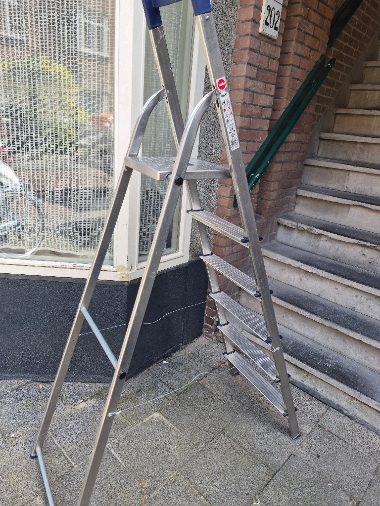 HAILO 8926-05 ComfortLine trap, aluminium, Ophalen, Zo goed als nieuw, Ladder, Opvouwbaar of Inschuifbaar