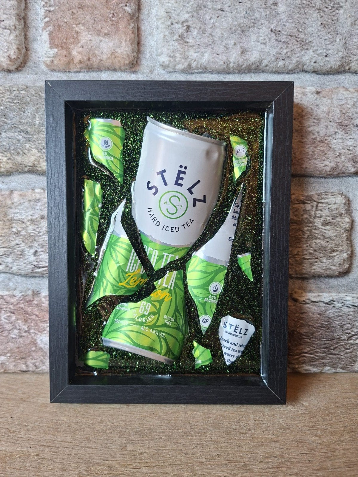 STËLZ blikje verwerkt in een lijst met Epoxy, Antiek en Kunst, Kunst | Schilderijen | Modern, Ophalen of Verzenden