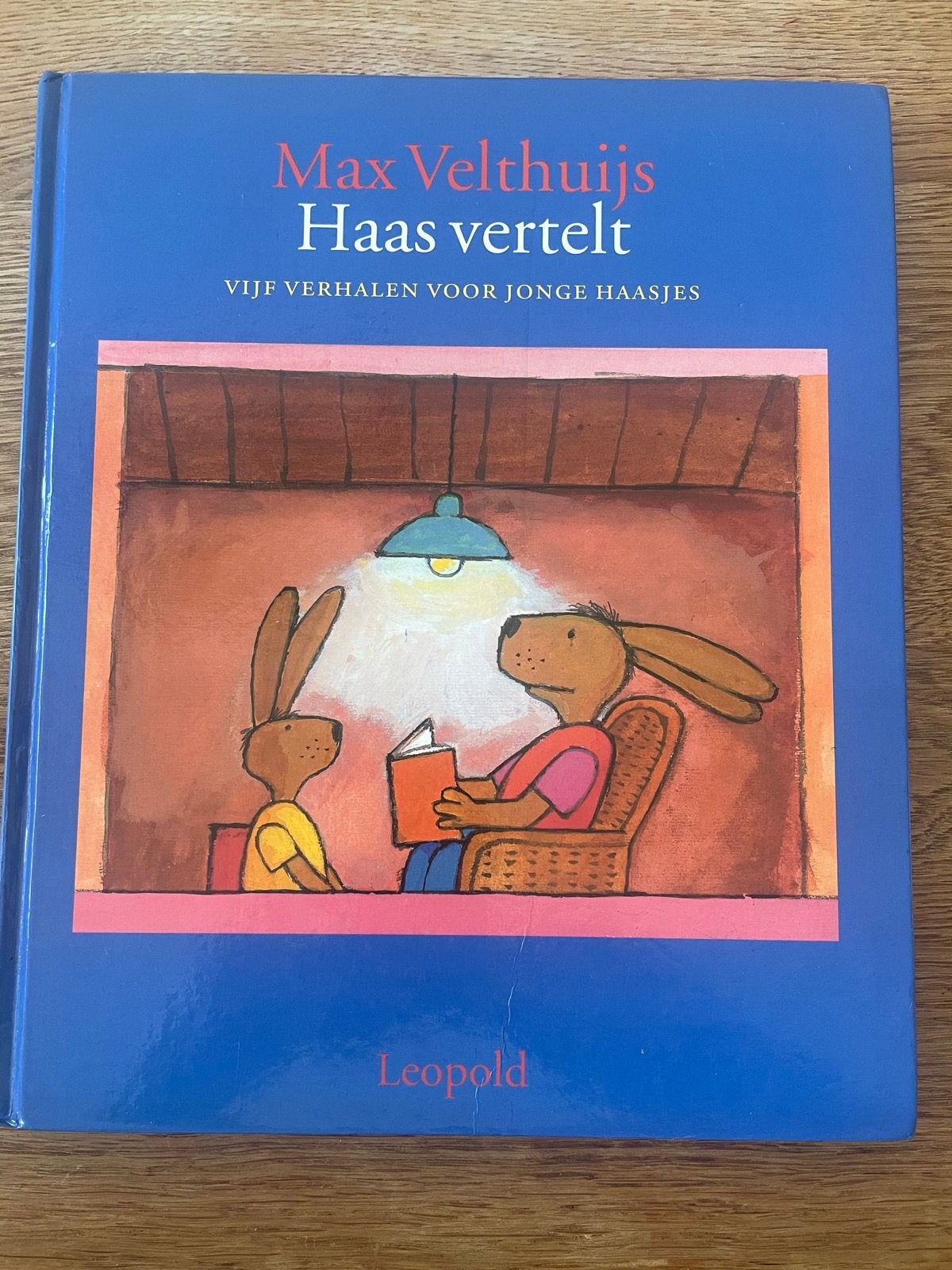 Haas vertelt - Max Velthuijs (Vijf verhalen voor jonge haasj, Boeken, Ophalen of Verzenden, Zo goed als nieuw, Fictie