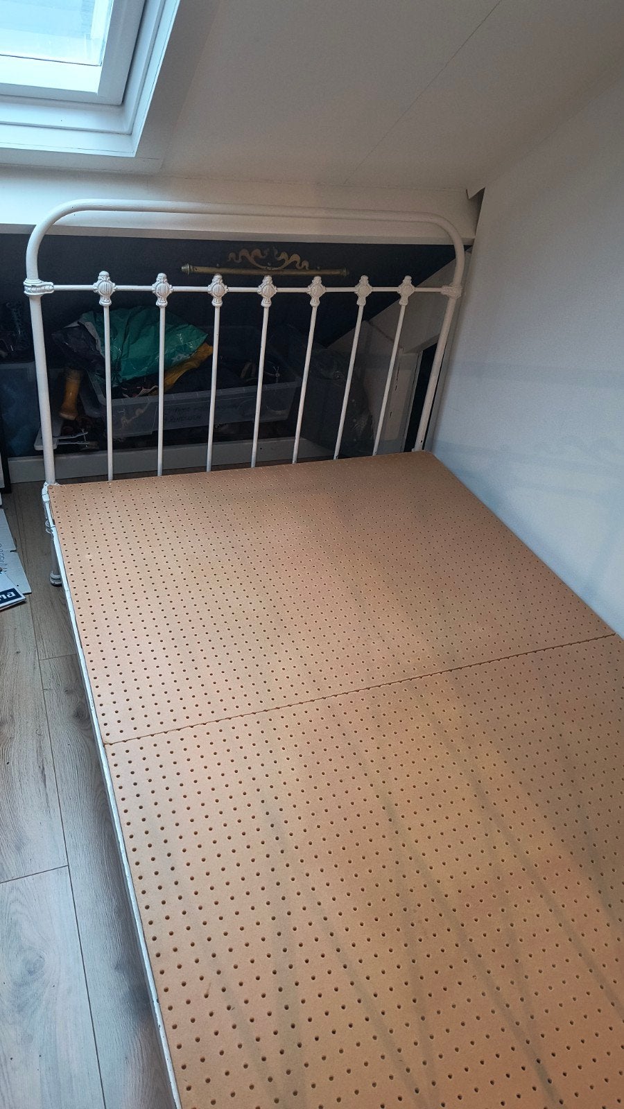 Frans spijlenbed 190x120cm - Vintage Wit Metaal, Ophalen