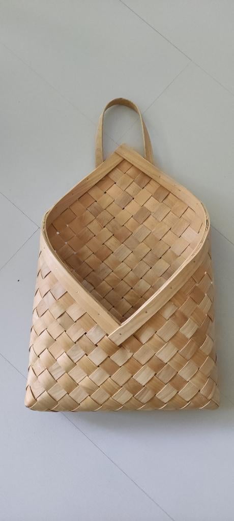 Rieten boemboe rotan mand hangmand 42x28x10 cm, Mand, Nieuw, Ophalen of Verzenden, Riet
