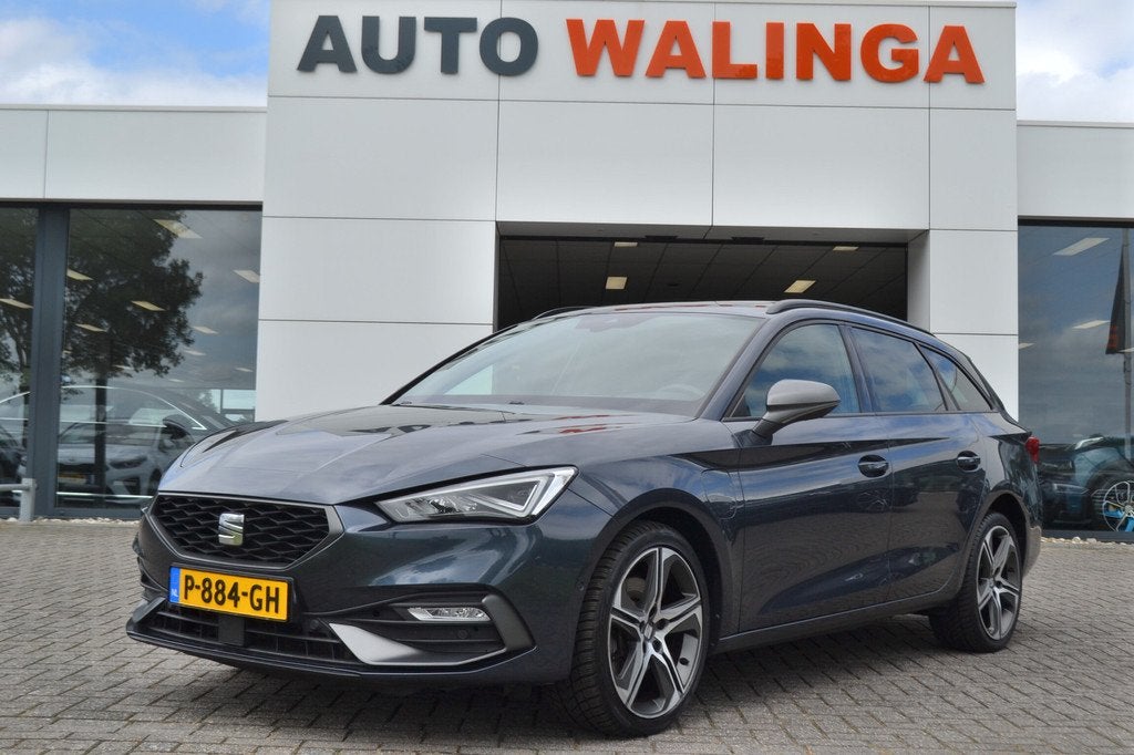 SEAT Leon Sportstourer 1.4 TSI eHybrid PHEV 259pk FR | Panor, Auto's, Seat, Gebruikt, 4 cilinders, Leon, Leder en Stof