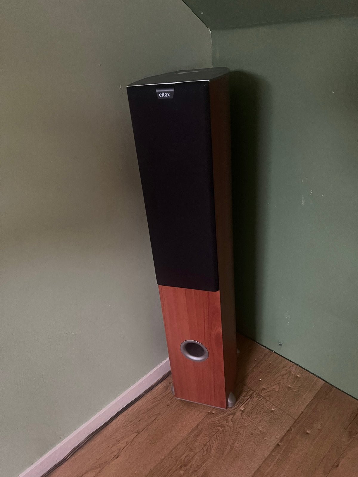 Eltax vloerstaande luidspreker (2 stuks), Ophalen, Gebruikt, 60 tot 120 watt, Overige merken