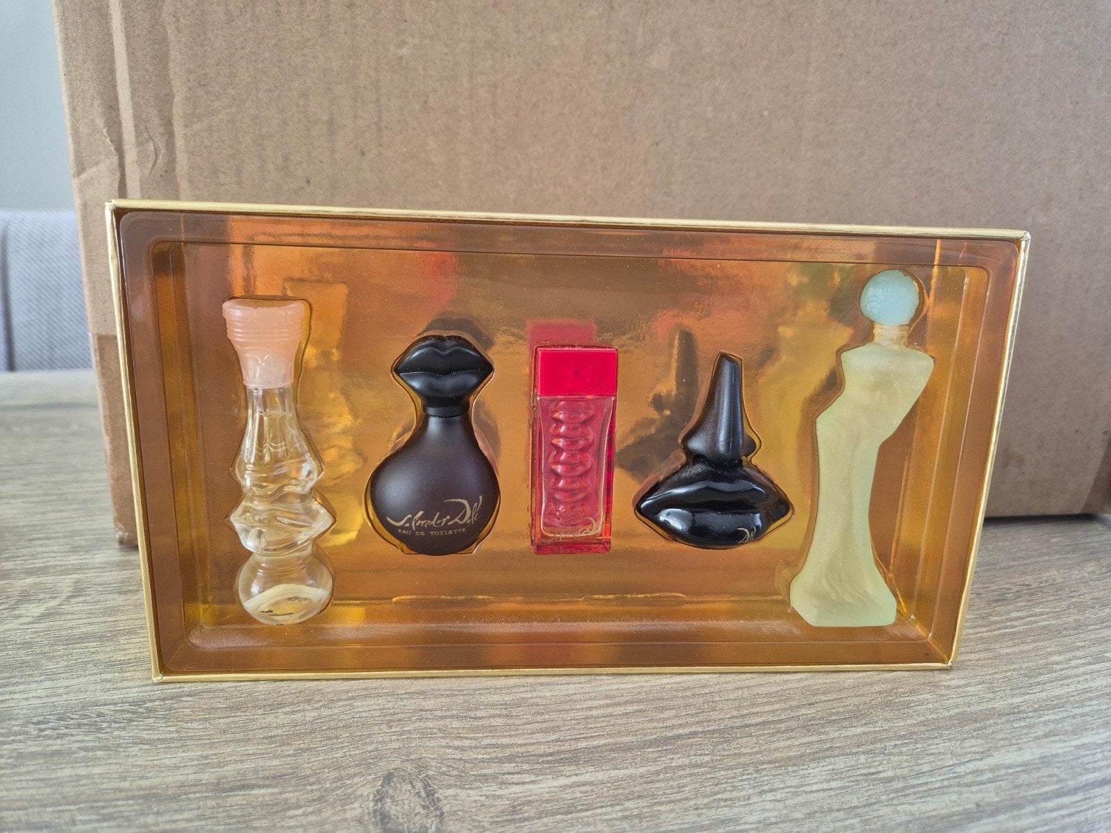 Salvador Dali Parfum Miniatuur Collectie 2004, Ophalen of Verzenden, Zo goed als nieuw, Miniatuur