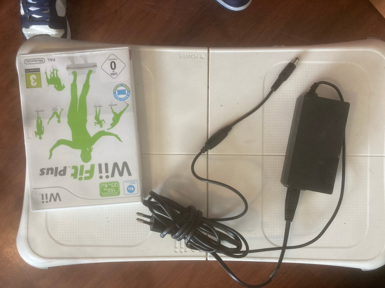 Wii Fit mat met oplader en Wii Fit sorts game, Spelcomputers en Games, Gebruikt, 1 speler, Ophalen of Verzenden, Vanaf 3 jaar