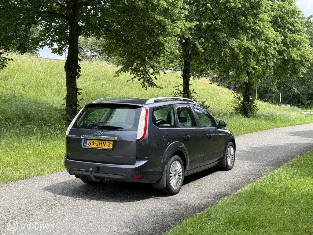 Ford Focus Wagon 2.0 Titanium*AUTOMAAT*CARPLAY*NEW APK 6/27, Stof, Gebruikt, Zwart, 4 cilinders