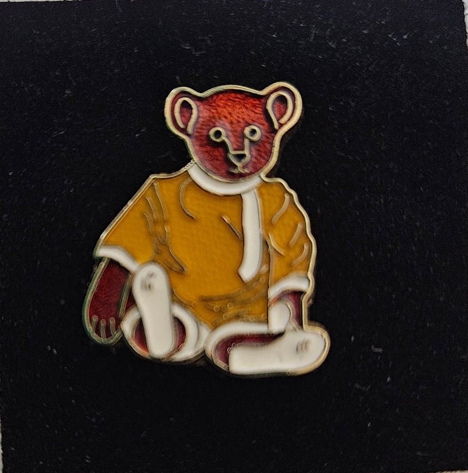 Steiff Alfonso Alfonzo rood beer teddybeer pin speldje, Verzenden, Nieuw, Merk, Speldje of Pin