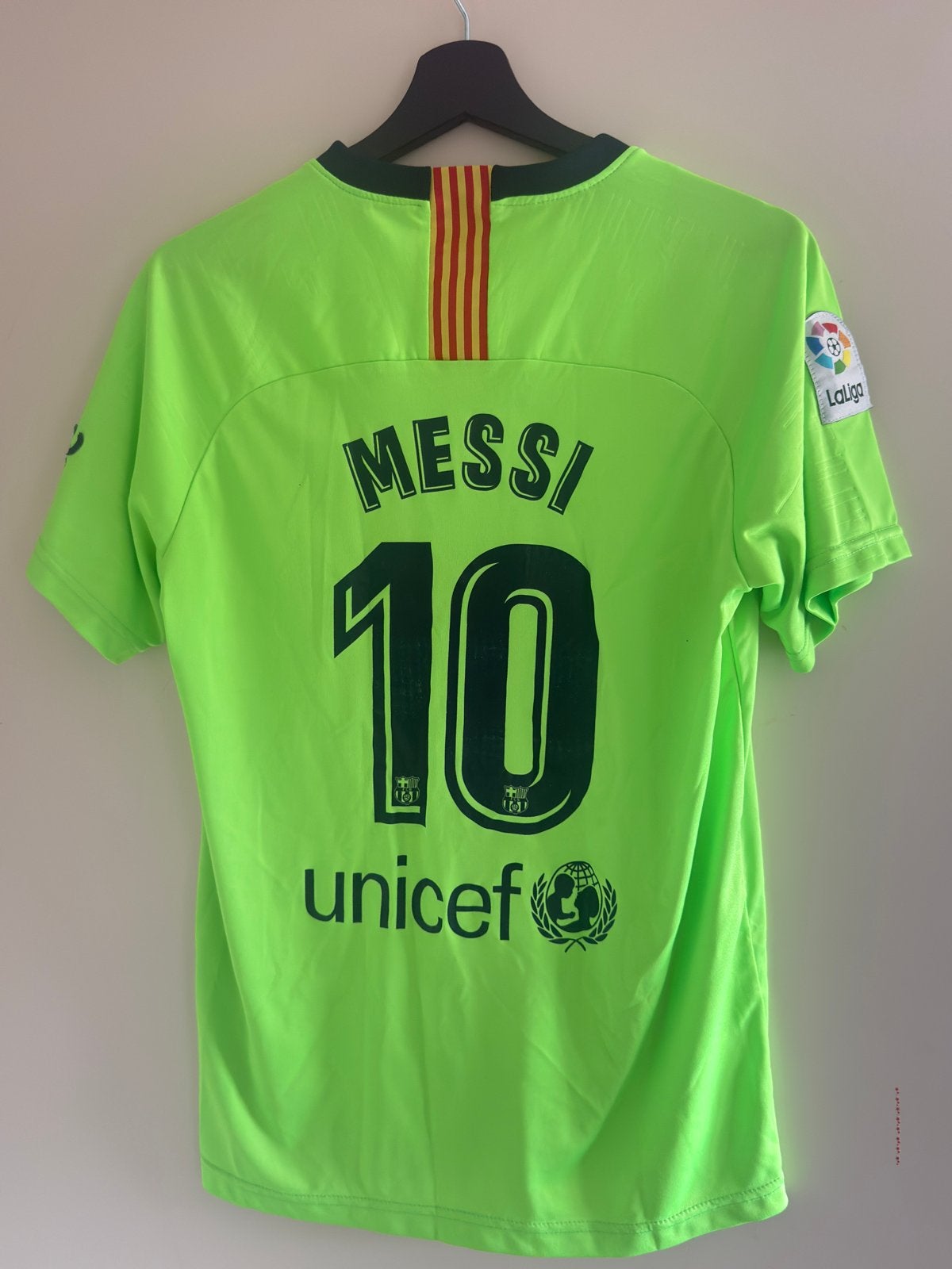 Messi fc barcelona voetbalshirt, Verzamelen, Ophalen of Verzenden, Zo goed als nieuw, Buitenlandse clubs, Shirt