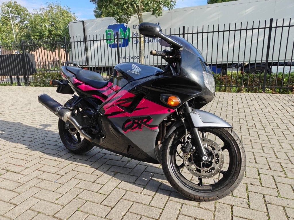 Honda CBR600F 1992 – 25 kW op kenteken, Motoren, Sportuitlaat, 4 cilinders, Gebruikt, Minimaal motorrijbewijs A2