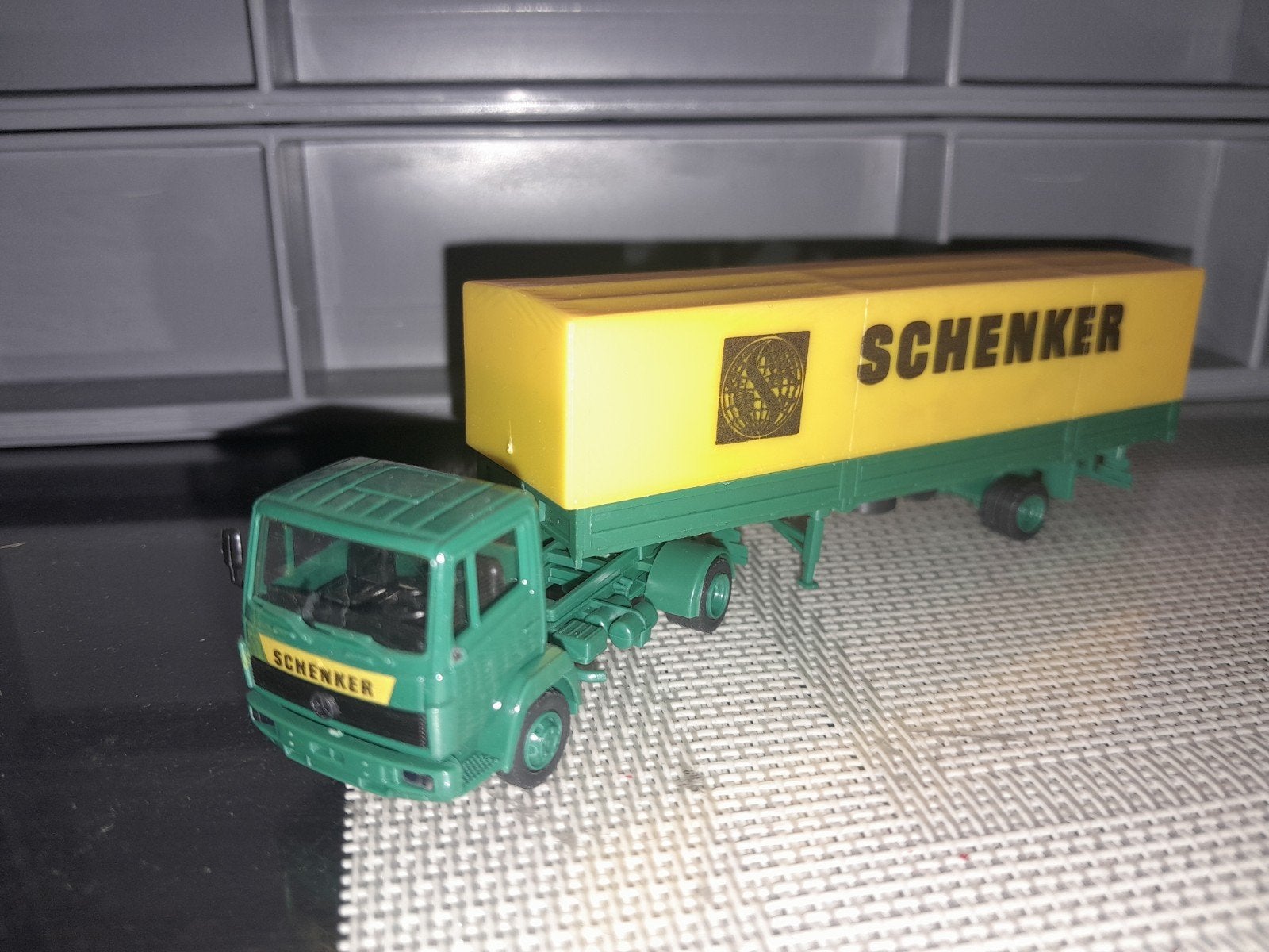 Schenker, Hobby en Vrije tijd, Modelauto's | 1:87, Ophalen of Verzenden, Bus of Vrachtwagen
