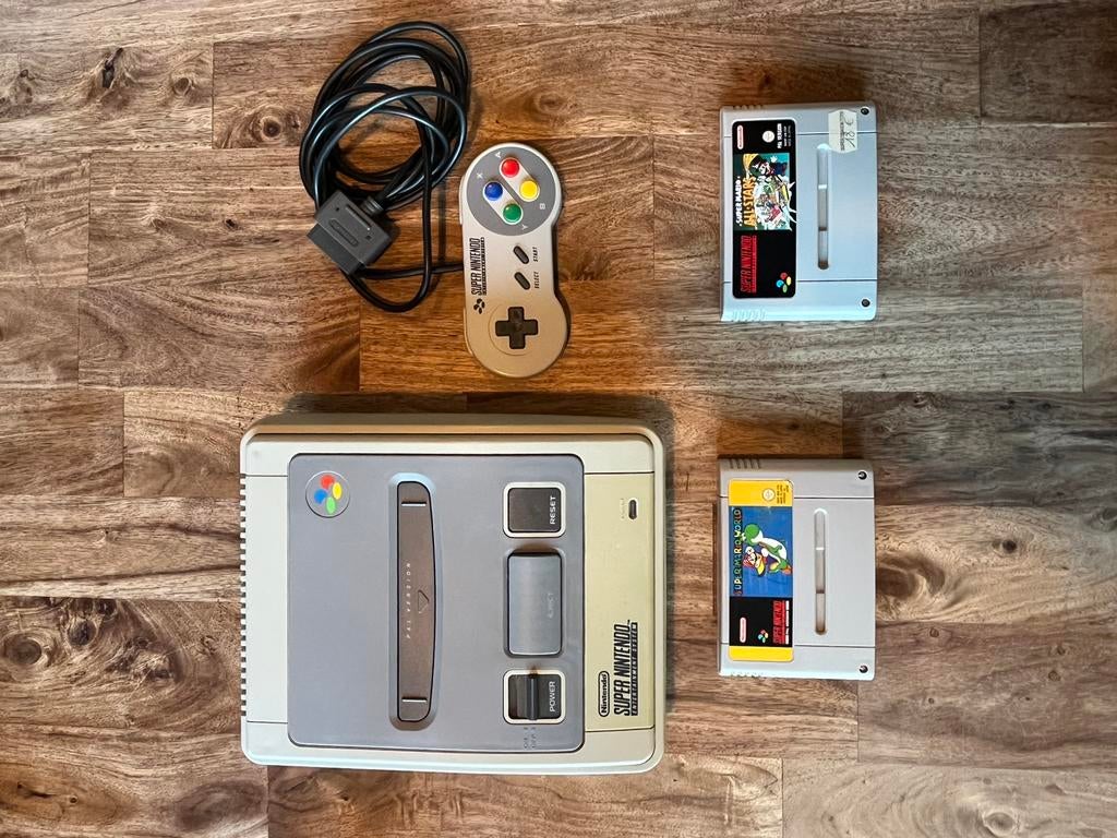 SNES, Spelcomputers en Games, Spelcomputers | Nintendo Super NES, Ophalen of Verzenden, Gebruikt, Met 1 controller, Met games