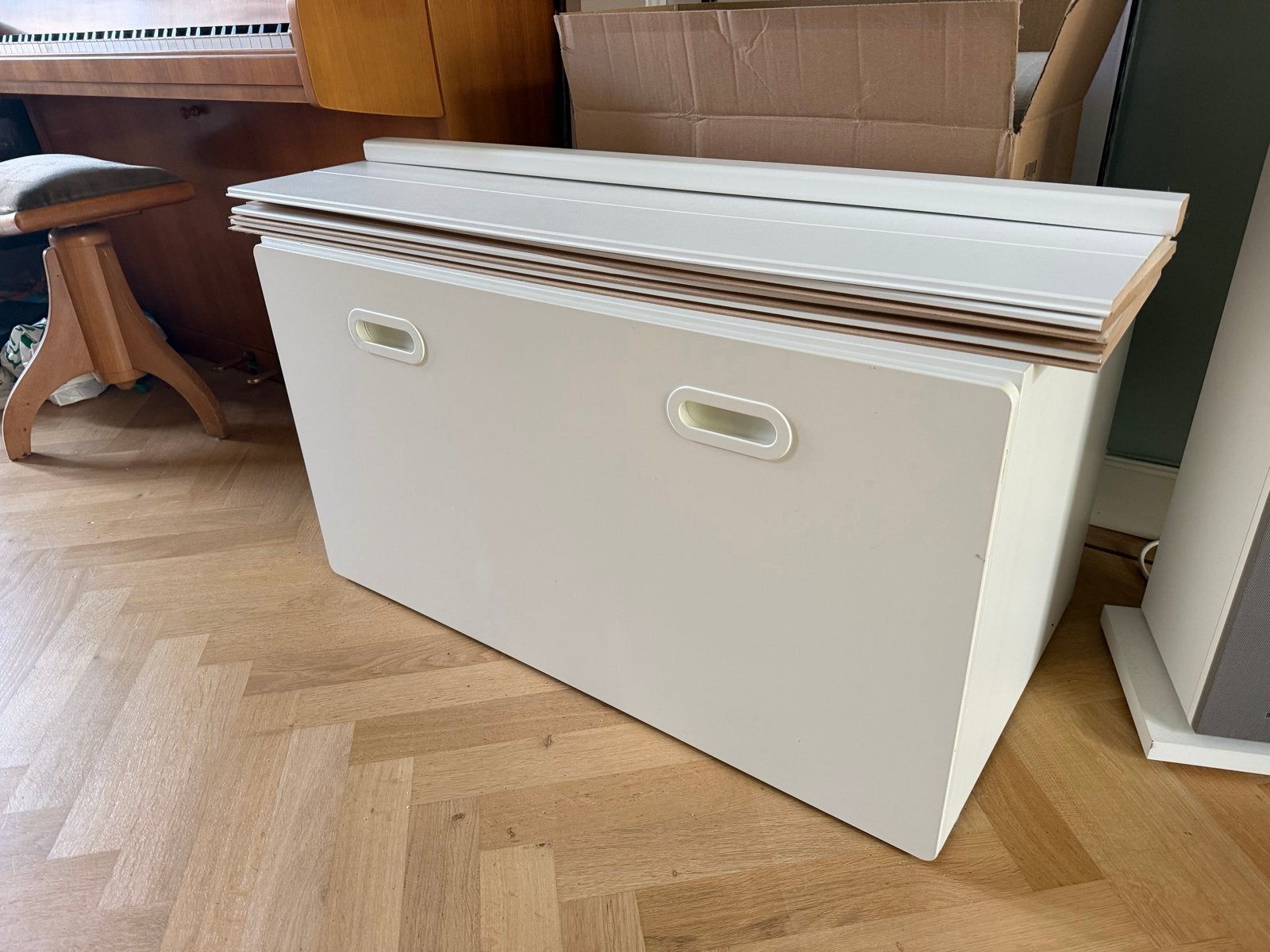 IKEA Småstad speelgoedkist met wieltjes, Ophalen, Gebruikt, 50 tot 100 cm, 5 – 50