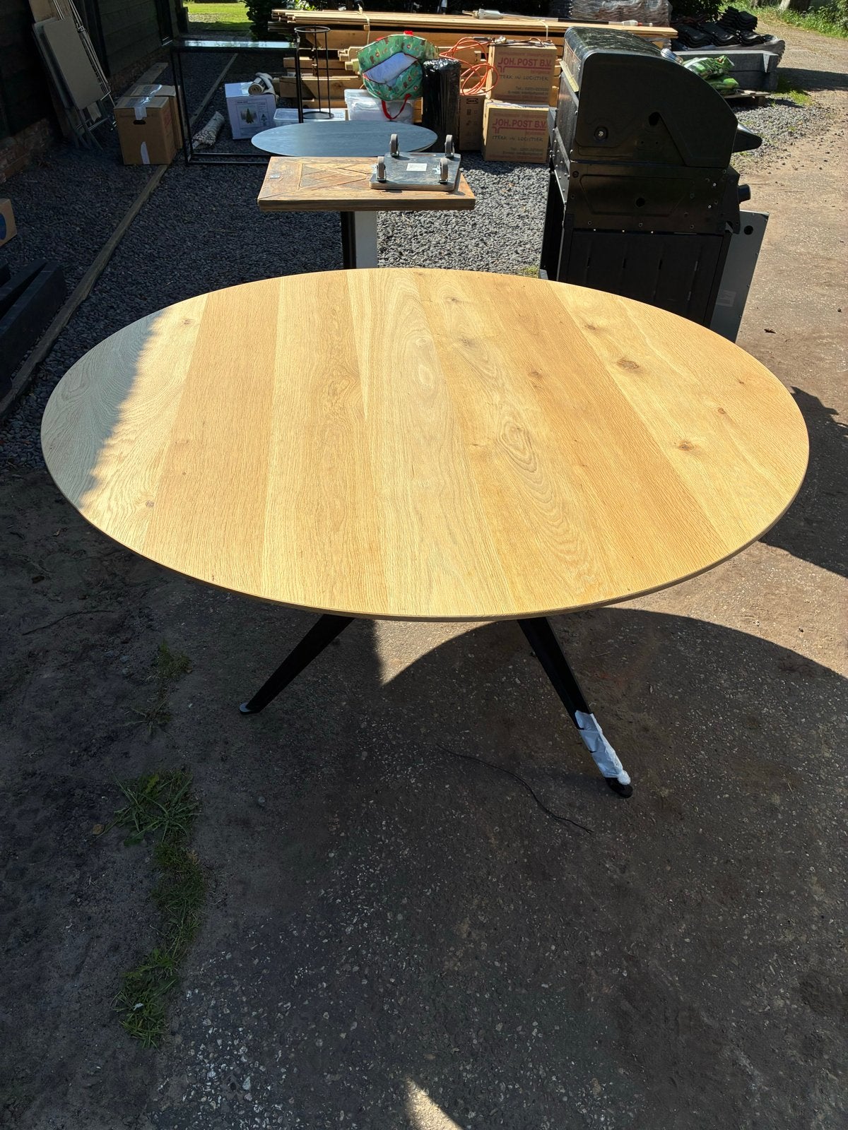 Dyyk Stella Ronde Eettafel 140 - Eikenhout/Zwart Metaal ondr, Huis en Inrichting, Tafels | Eettafels, Ophalen, 100 tot 150 cm