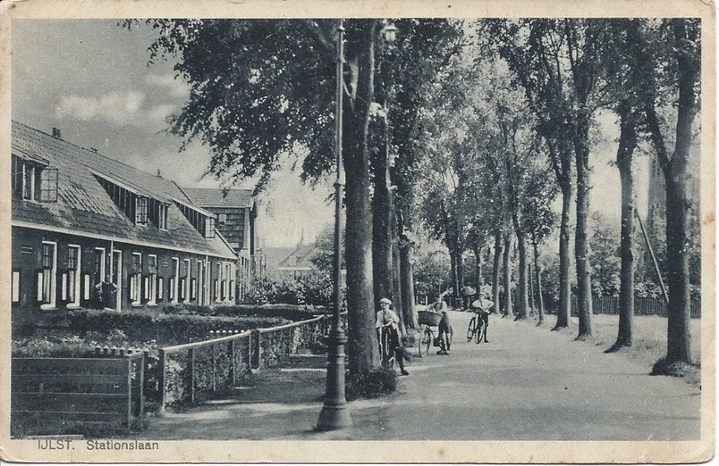 IJlst (Frl.) Stationslaan, Volk, gelopen 1942, Ophalen of Verzenden, 1920 tot 1940, Gelopen, Friesland