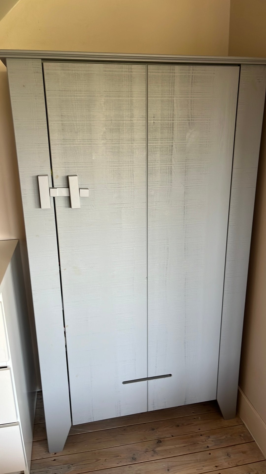 Woood Gijs grijze boerenkast, Ophalen, 50 tot 100 cm, Zo goed als nieuw, Minder dan 100 cm