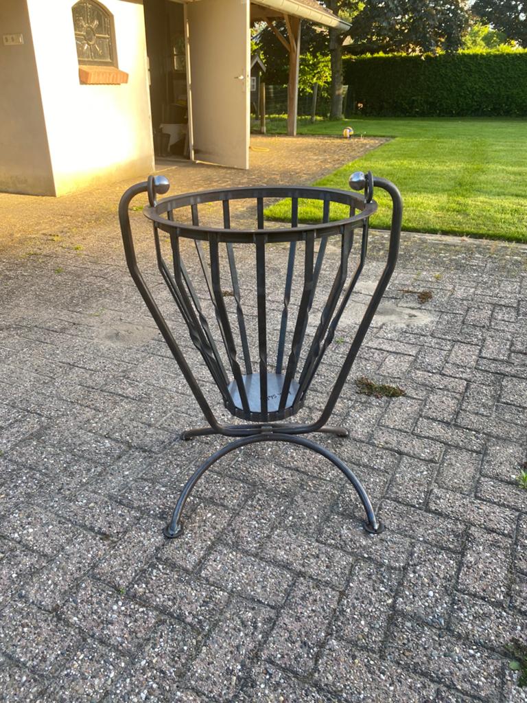 Stalen vuurkorf, Tuin en Terras, Ophalen, Zo goed als nieuw
