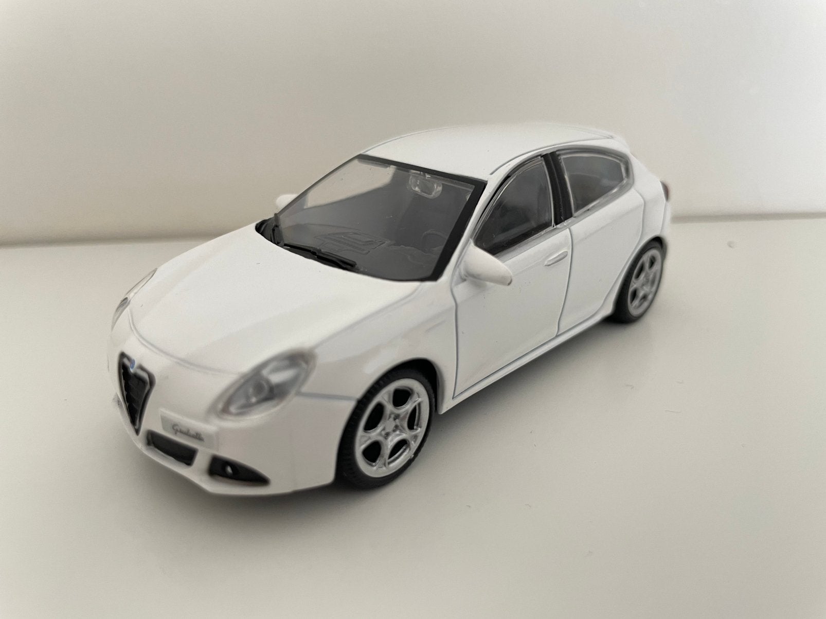 Alfa Romeo Giulietta, Ophalen of Verzenden, Zo goed als nieuw, Auto, Overige merken