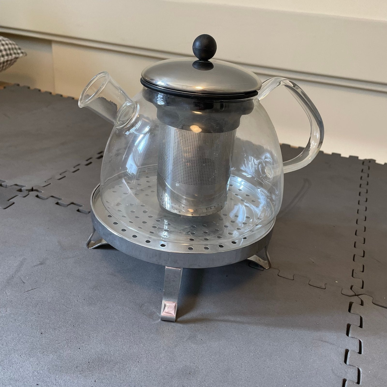 Glazen theepot met theelicht en theezeef, Theepot/fluitketel, Zilver, Ophalen of Verzenden, Glas