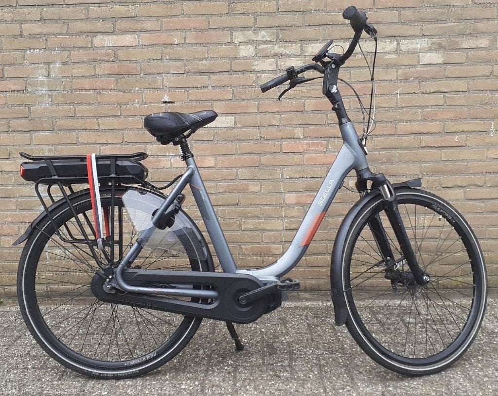 Stella Liverno e-bike elektrische fiets met midden-motor, Zo goed als nieuw, 51 tot 55 cm, 50 km per accu of meer, Ophalen