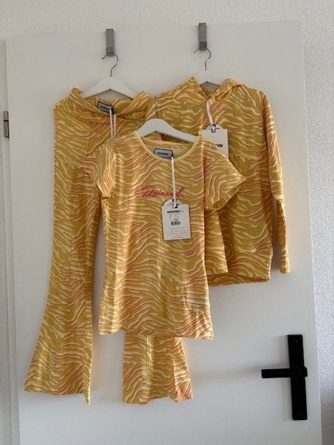 Set raizzed maat 140. Nieuw mayah emanuel nova, Broek, Meisje, Nieuw, Ophalen of Verzenden