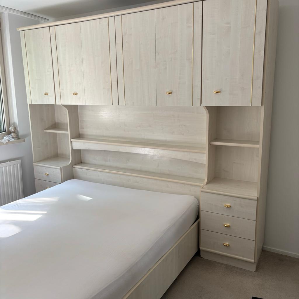 Complete slaapkamer met kledingkast en bed, Huis en Inrichting, Slaapkamer | Complete slaapkamers, Ophalen of Verzenden, Gebruikt