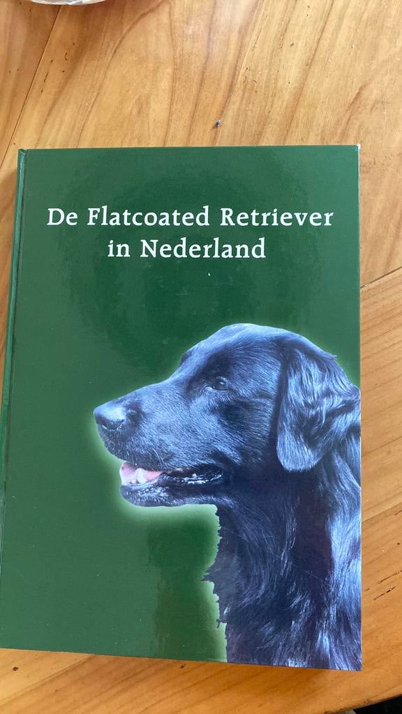Unieke uitgave- De Flatcoated Retriever- schitterend boek, Ophalen of Verzenden, Zo goed als nieuw, Honden