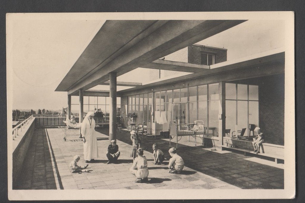 Sneek Sint Antonius Ziekenhuis Solarium Kinderafdeling 1957, Verzenden, 1940 tot 1960, Gelopen, Friesland