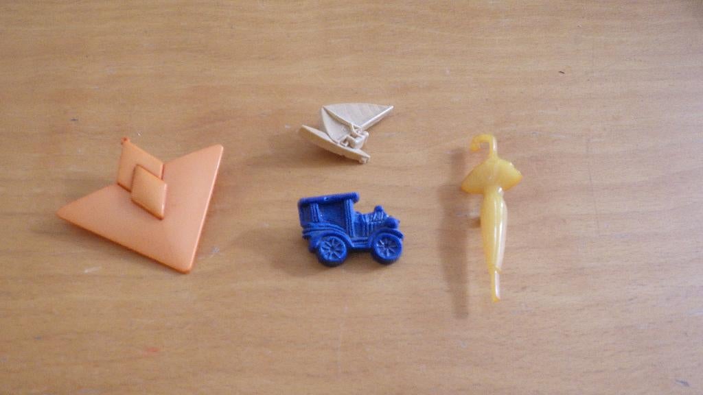 vintage broches van kunststof, Overige materialen, Gebruikt, Overige kleuren, Minder dan 4 cm