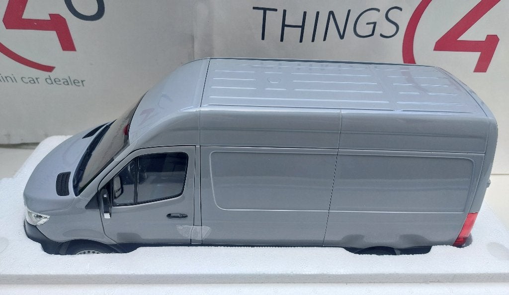 Norev 1:18 Mercedes-Benz Sprinter 2018 grijs nieuw in doos, Hobby en Vrije tijd, Ophalen of Verzenden, Nieuw, Auto, Norev