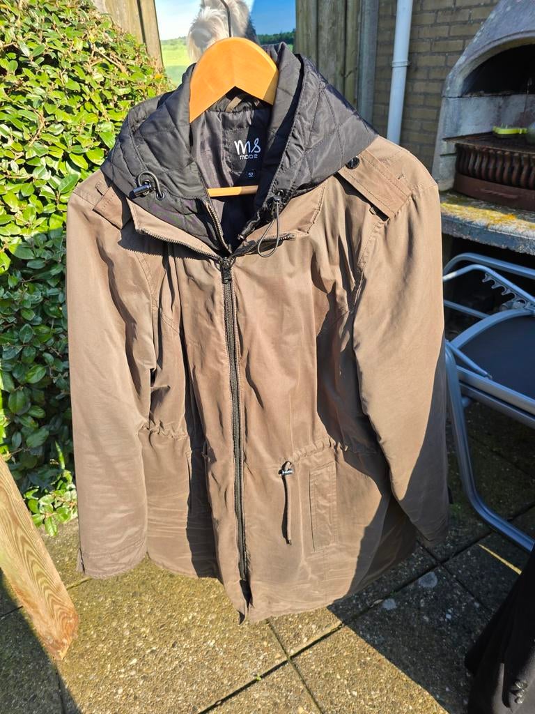 Dames jas voor voorjaar en herfst, Ophalen
